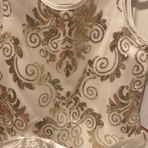 Girls Dress - Picture 4 of 7